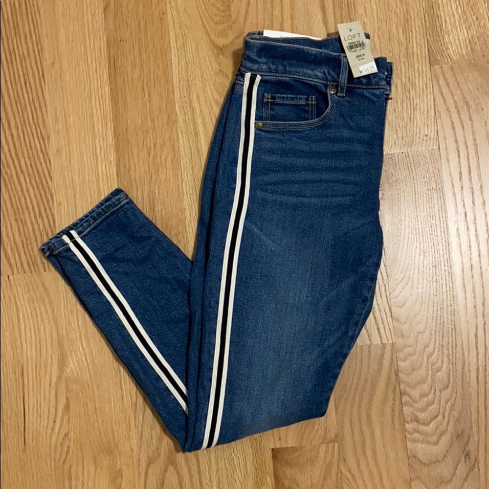 Loft Jeans - Picture 3 of 5